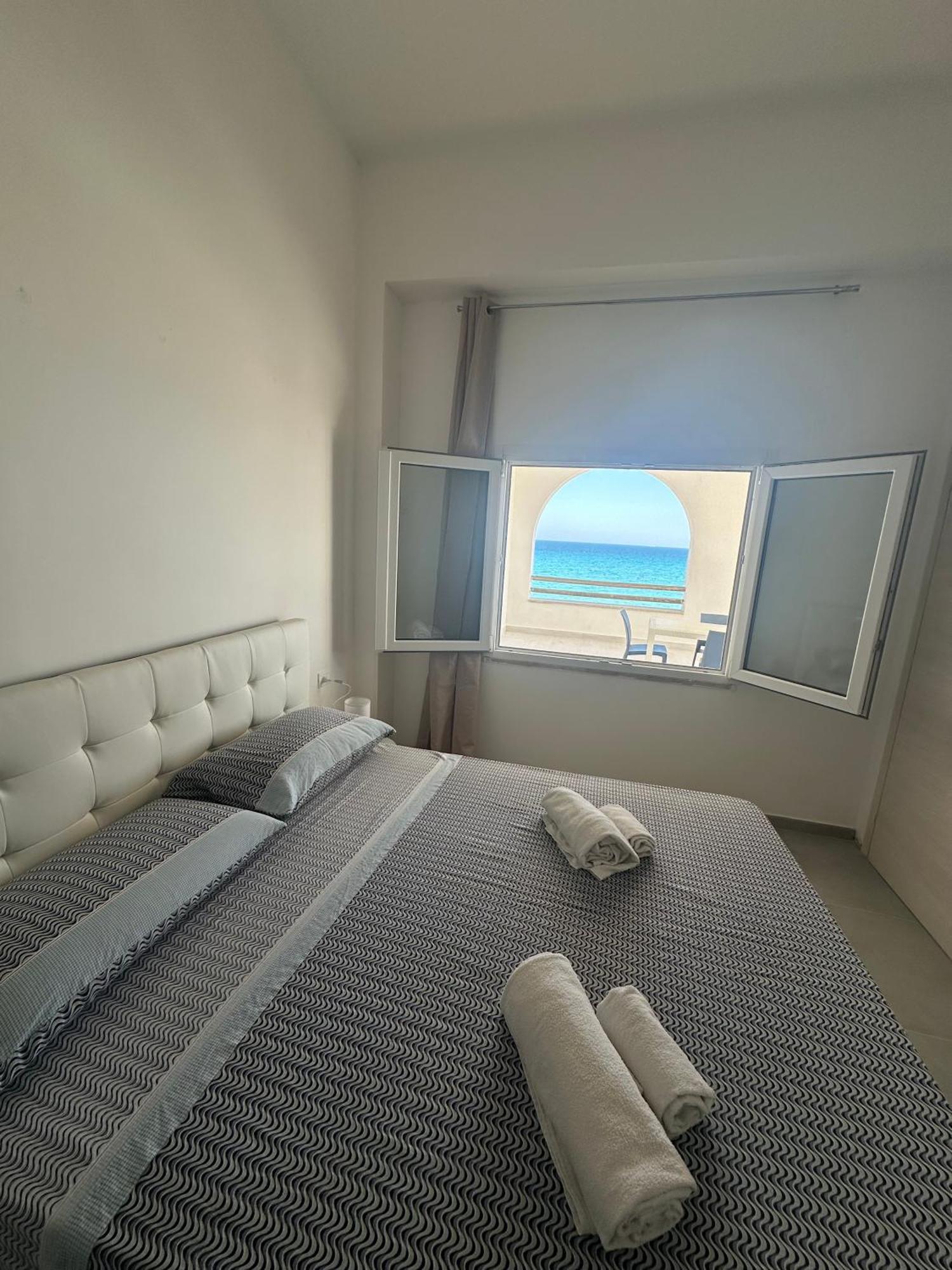 La Riva Hotell Lido di Noto Exteriör bild
